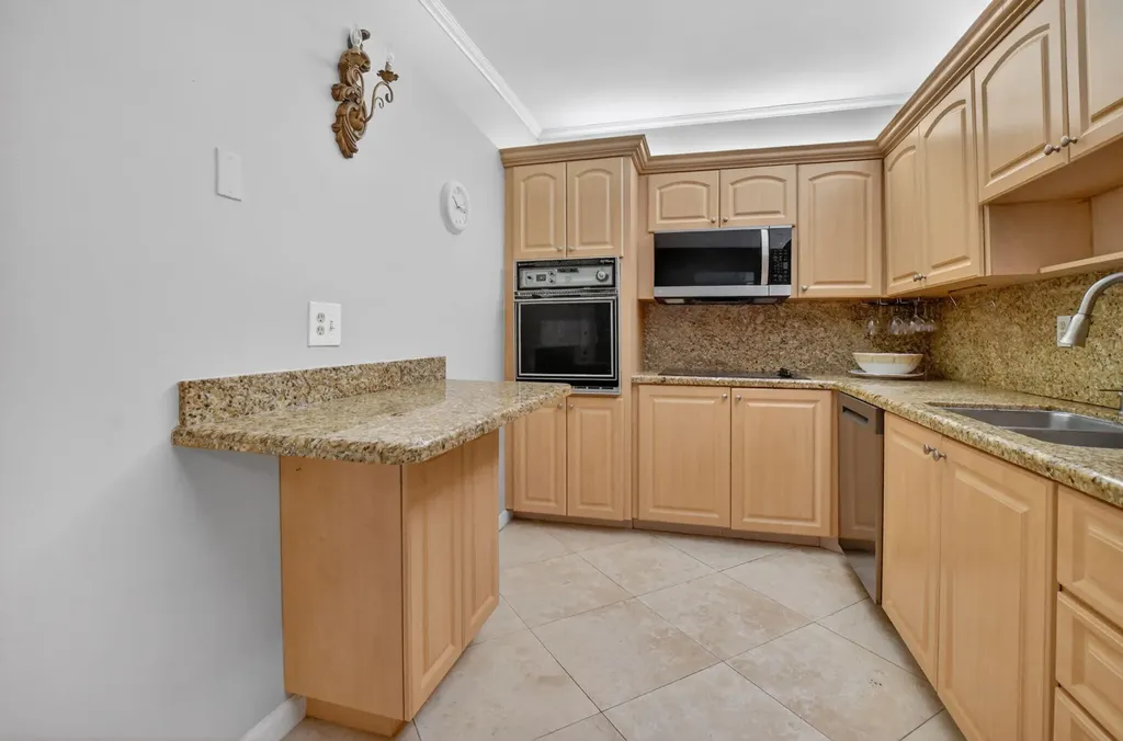 2851 S Ocean Boulevard Boca Raton FL 33432