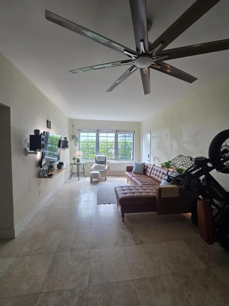 1045 Lenox Avenue Miami Beach FL 33139