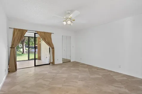 3254 Carambola Circle S Coconut Creek FL 33066