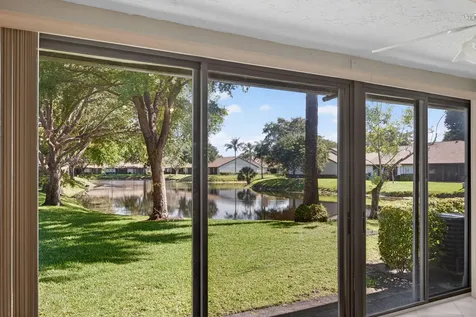 3254 Carambola Circle S Coconut Creek FL 33066