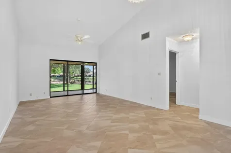 3254 Carambola Circle S Coconut Creek FL 33066