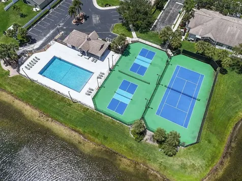 5808 N Plum Bay Parkway Tamarac FL 33321
