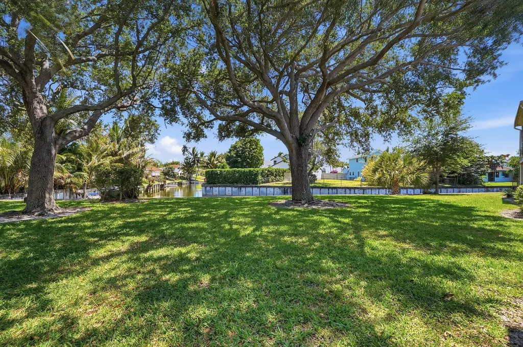 1840 NW 13th Street Delray Beach FL 33445