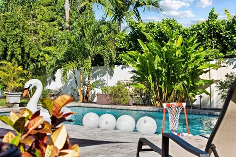 2640 NW 9th Lane Wilton Manors FL 33311