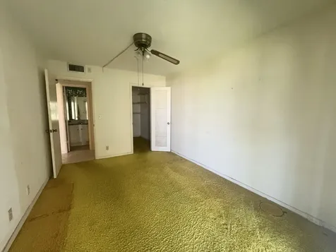 392 Grantham F Deerfield Beach FL 33442