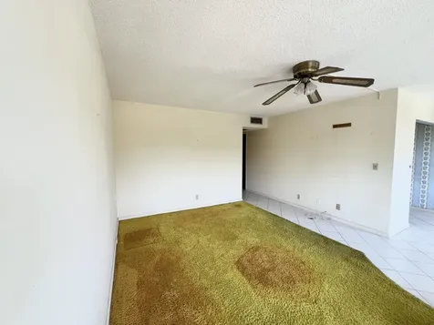 392 Grantham F Deerfield Beach FL 33442