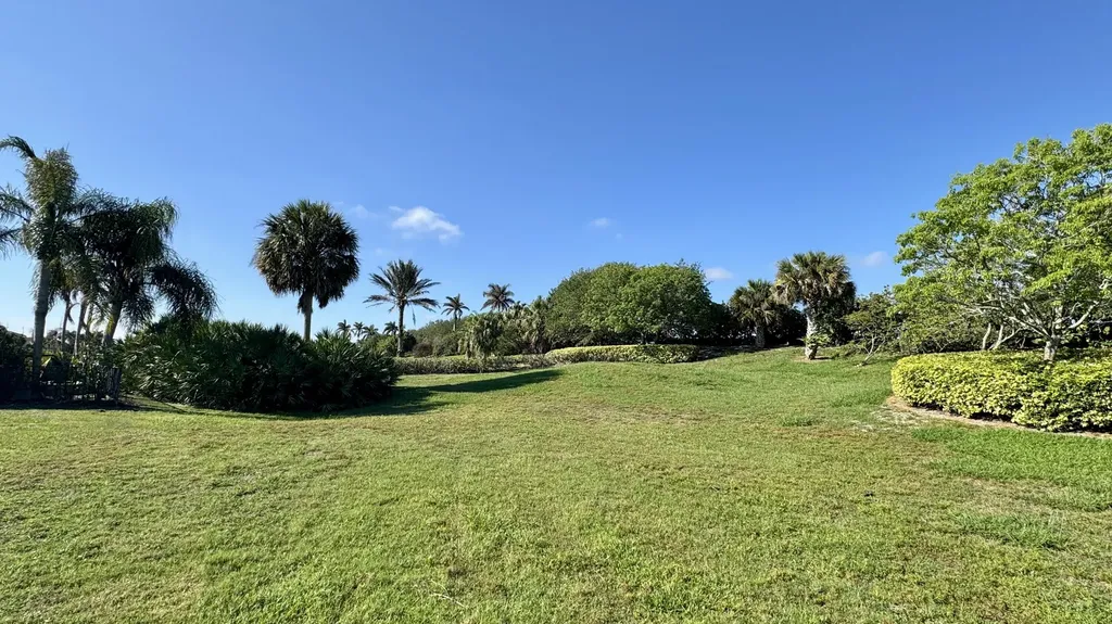 114 SE Via Verona Port St Lucie FL 34984