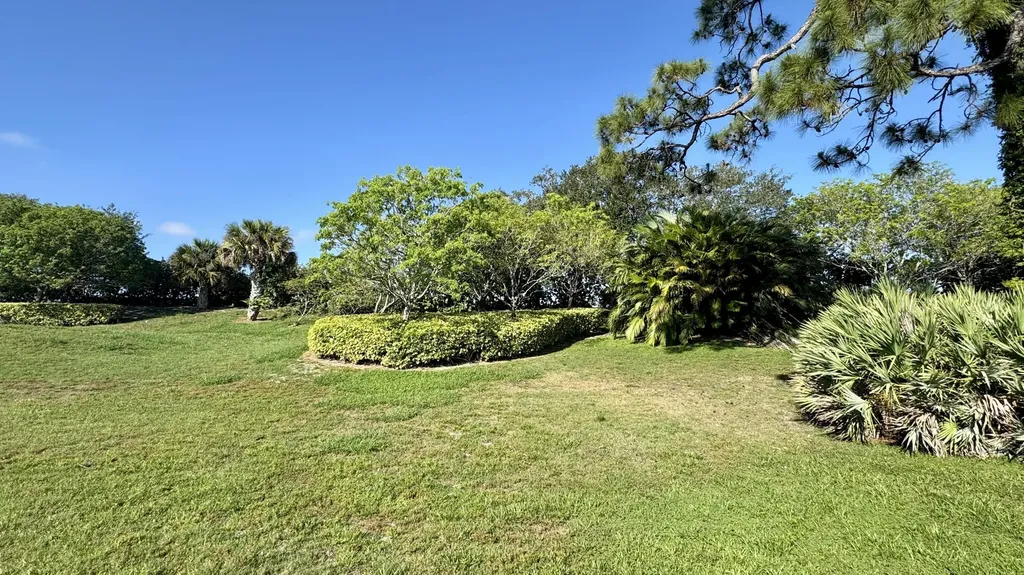114 SE Via Verona Port St Lucie FL 34984