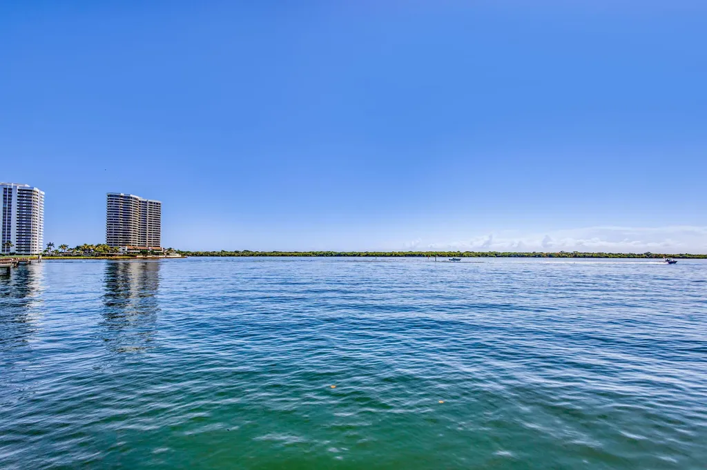 68 Yacht Club Drive North Palm Beach FL 33408