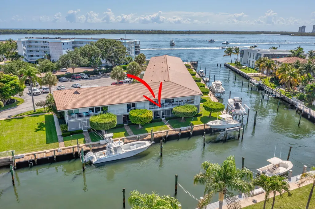 68 Yacht Club Drive North Palm Beach FL 33408