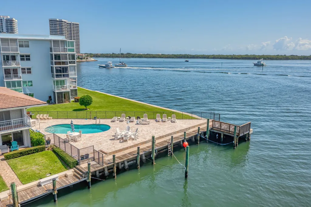 68 Yacht Club Drive North Palm Beach FL 33408