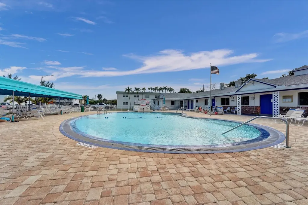 1300 N 12th Court Hollywood FL 33019