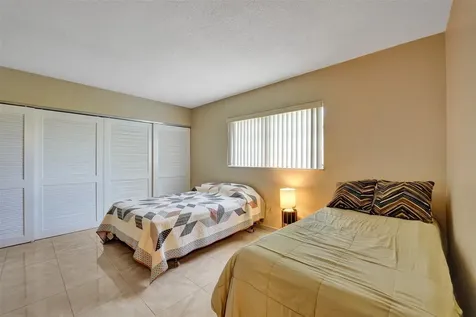 1300 N 12th Court Hollywood FL 33019