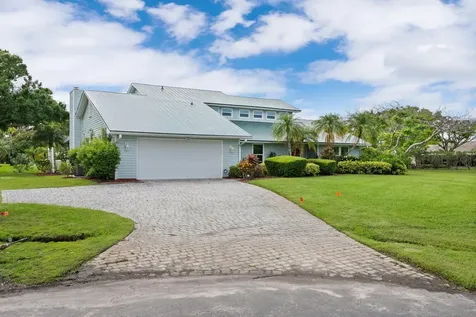 2415 NW Cove View Stuart FL 34994