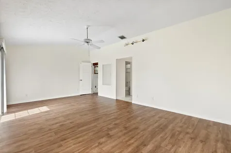 2415 NW Cove View Stuart FL 34994