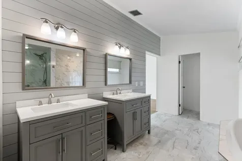 2415 NW Cove View Stuart FL 34994