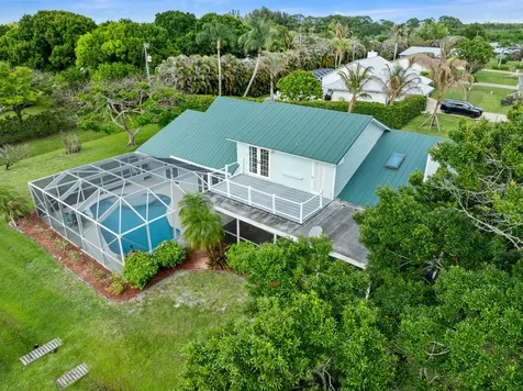 2415 NW Cove View Stuart FL 34994