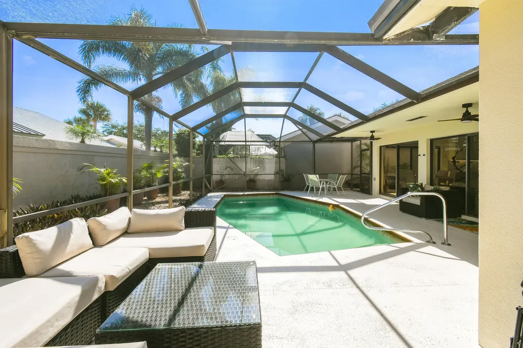 137 Harbourside Circle Jupiter FL 33477