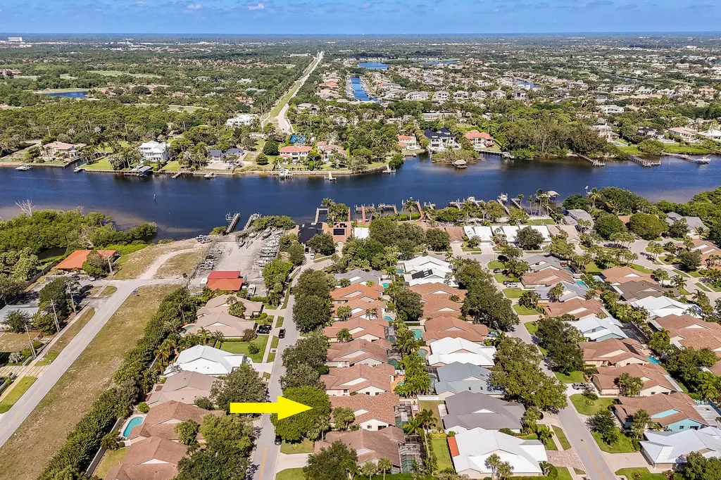 137 Harbourside Circle Jupiter FL 33477