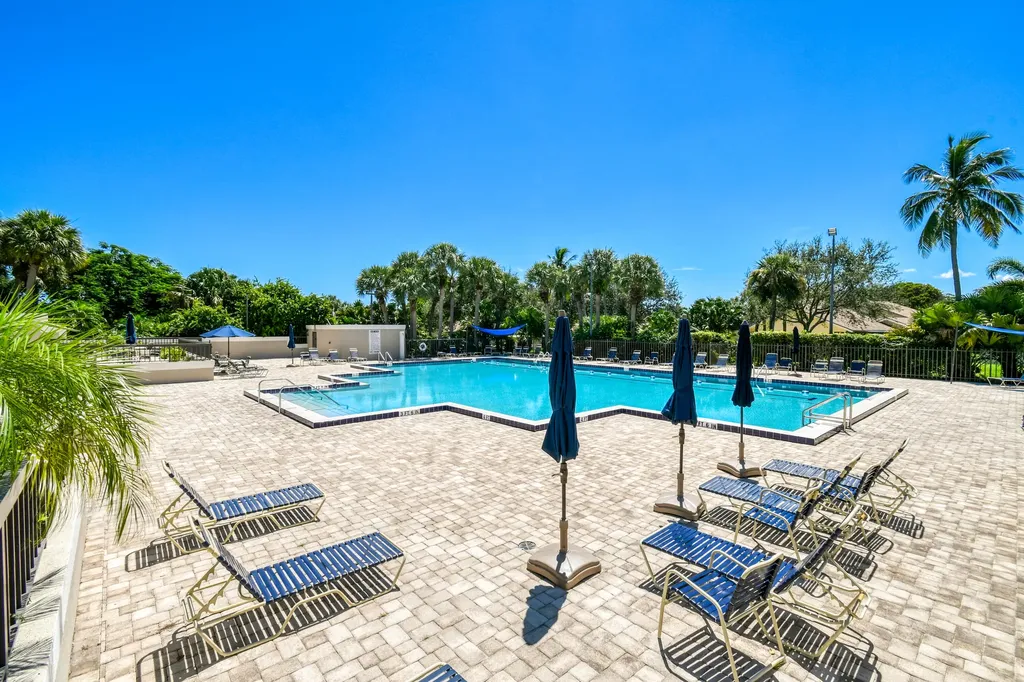 137 Harbourside Circle Jupiter FL 33477