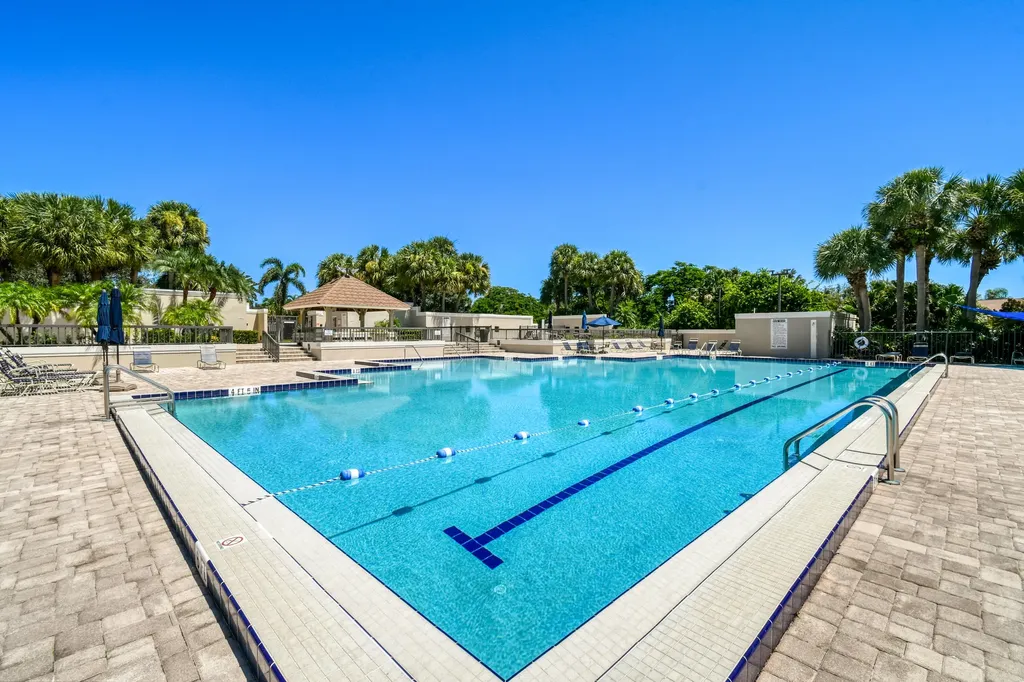 137 Harbourside Circle Jupiter FL 33477