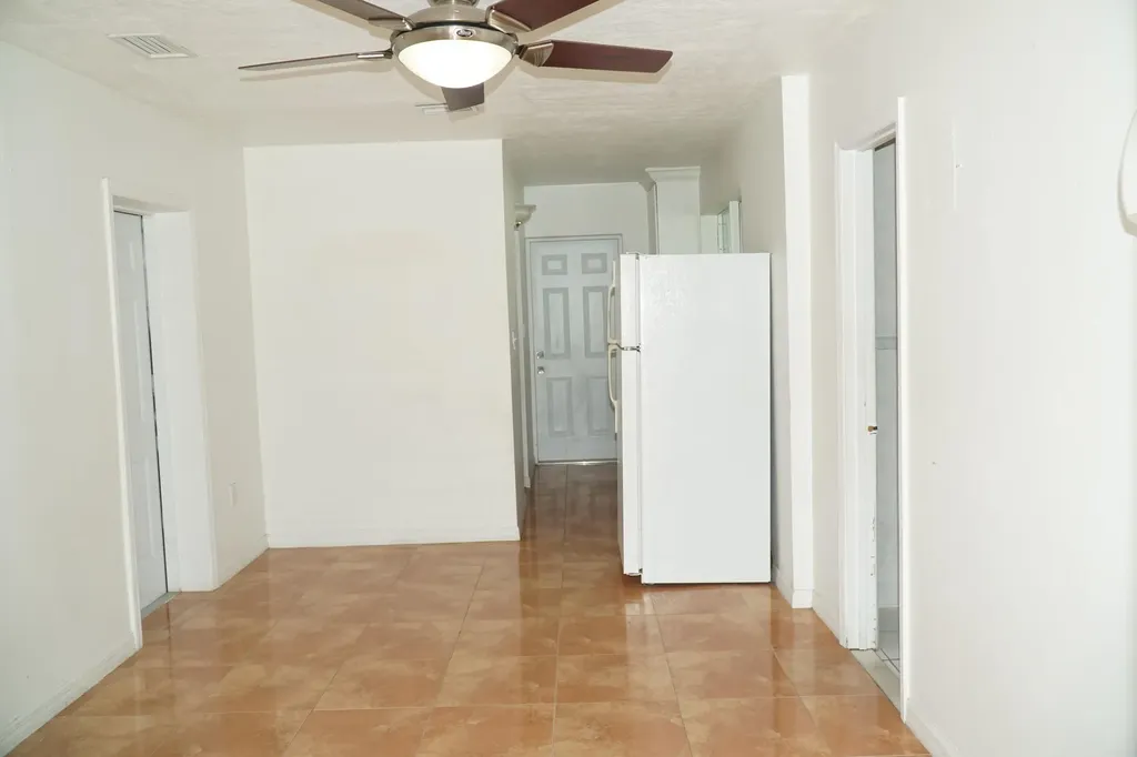 3311 SW 105th Court Miami FL 33165