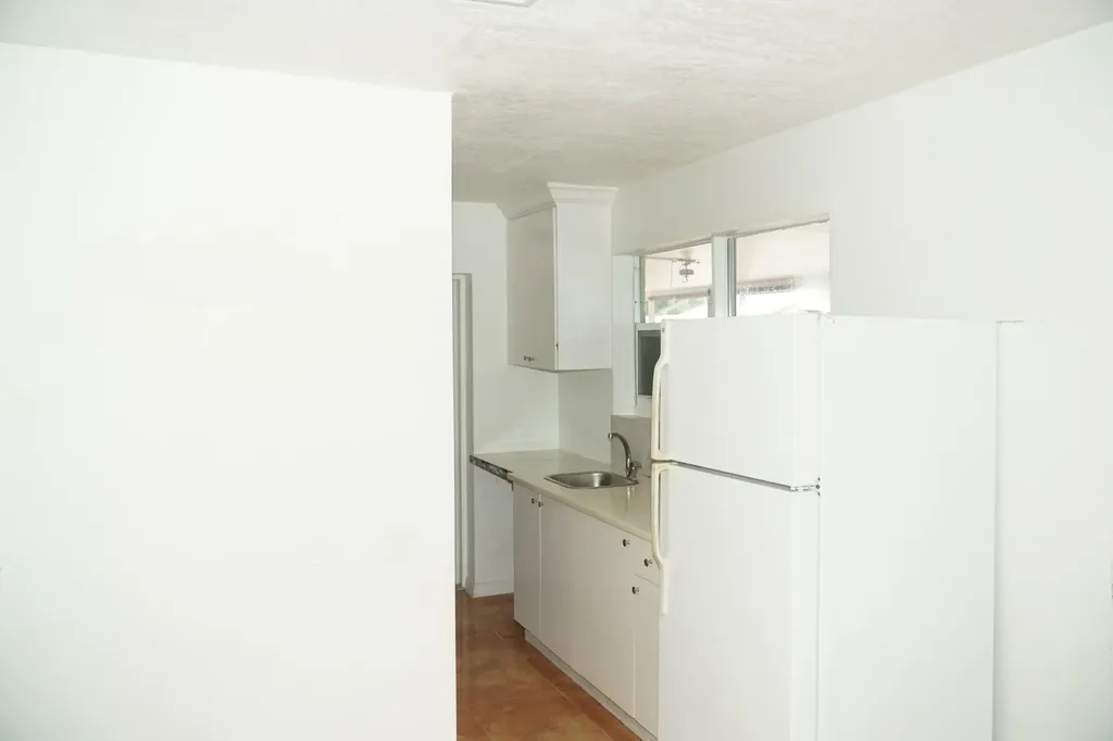 3311 SW 105th Court Miami FL 33165
