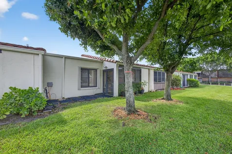 2532 S Boundbrook Drive S Palm Springs FL 33406