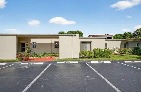 2532 S Boundbrook Drive S Palm Springs FL 33406