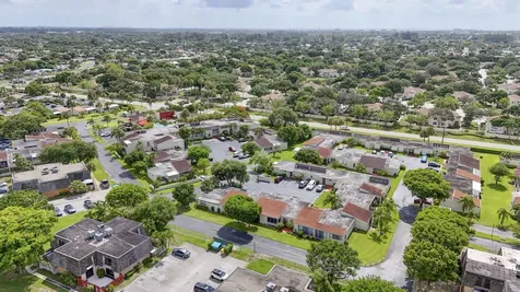 2532 S Boundbrook Drive S Palm Springs FL 33406