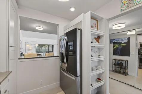 2532 S Boundbrook Drive S Palm Springs FL 33406
