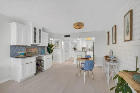 100 Paradise Harbour Boulevard North Palm Beach FL 33408