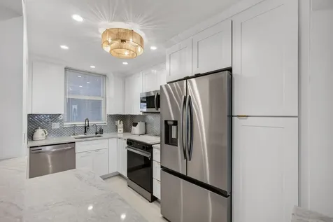 100 Paradise Harbour Boulevard North Palm Beach FL 33408