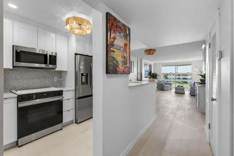 100 Paradise Harbour Boulevard North Palm Beach FL 33408