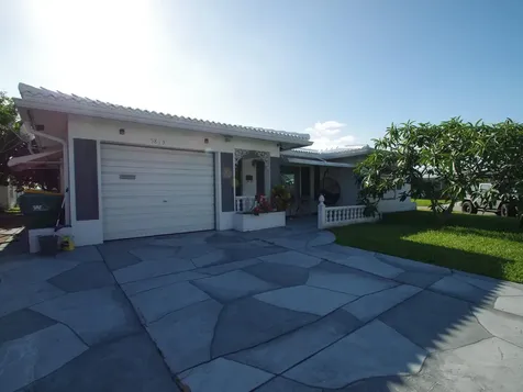 5813 NW 82nd Avenue Tamarac FL 33321