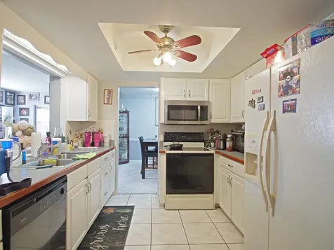 5813 NW 82nd Avenue Tamarac FL 33321