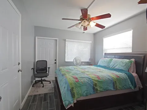 5813 NW 82nd Avenue Tamarac FL 33321
