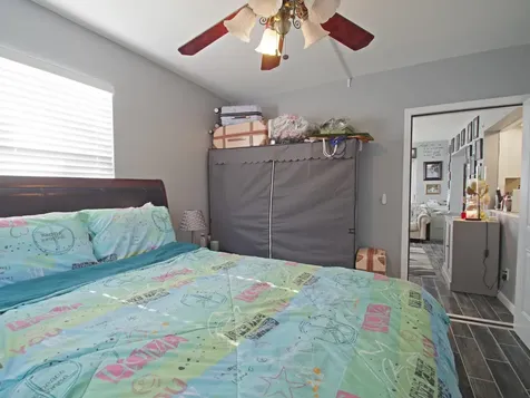 5813 NW 82nd Avenue Tamarac FL 33321