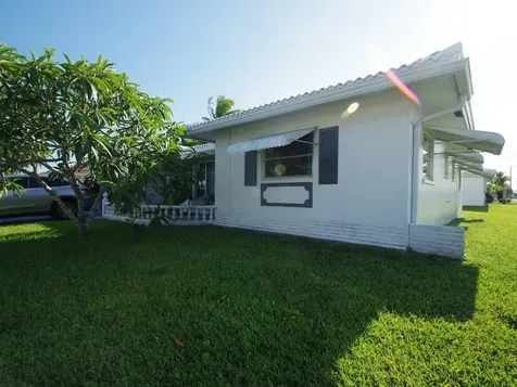 5813 NW 82nd Avenue Tamarac FL 33321