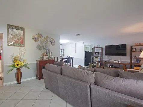 5813 NW 82nd Avenue Tamarac FL 33321