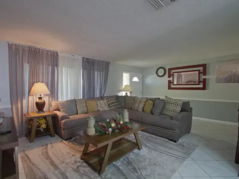 5813 NW 82nd Avenue Tamarac FL 33321