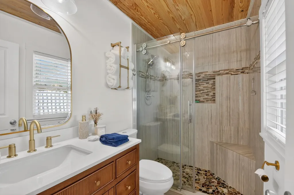 22 Oceanview Drive Ocean Ridge FL 33435