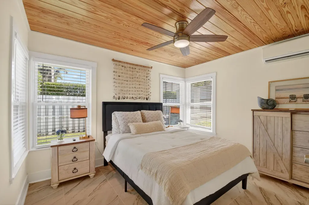 22 Oceanview Drive Ocean Ridge FL 33435