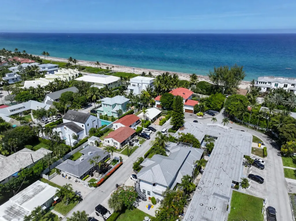 22 Oceanview Drive Ocean Ridge FL 33435