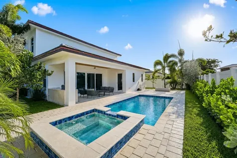 309 Claremont Lane West Palm Beach FL 33404
