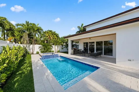 309 Claremont Lane West Palm Beach FL 33404