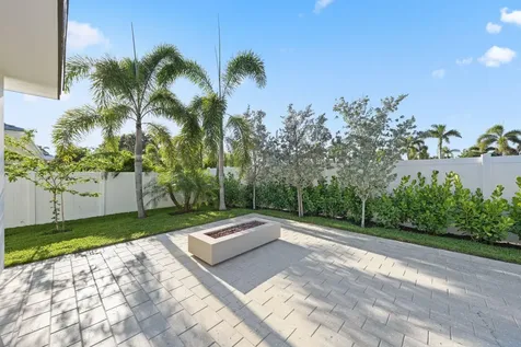 309 Claremont Lane West Palm Beach FL 33404