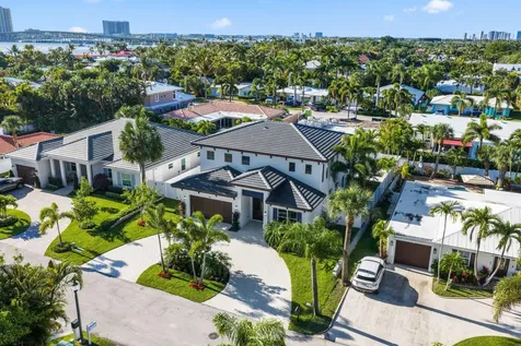 309 Claremont Lane West Palm Beach FL 33404