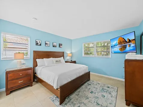 3240 Spanish River Drive Lauderdale By The Sea FL 33062
