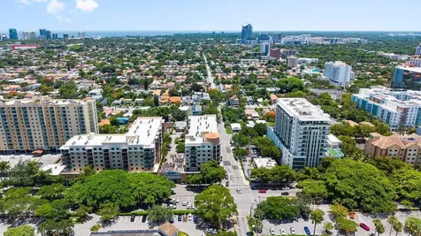 3590 Coral Way Miami FL 33145
